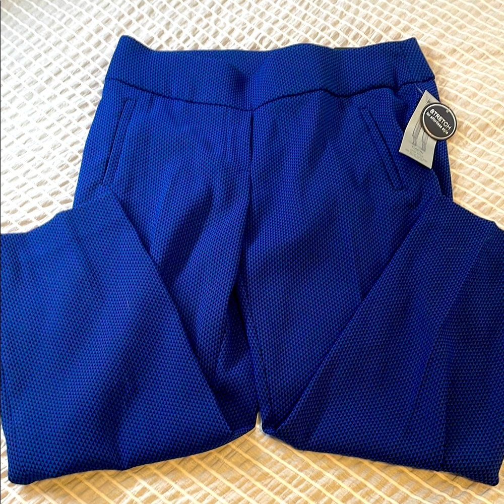 Metro Blue Tailored crop pants